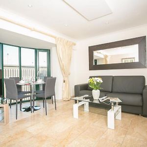 Deluxe Appartement met Twee Slaapkamers